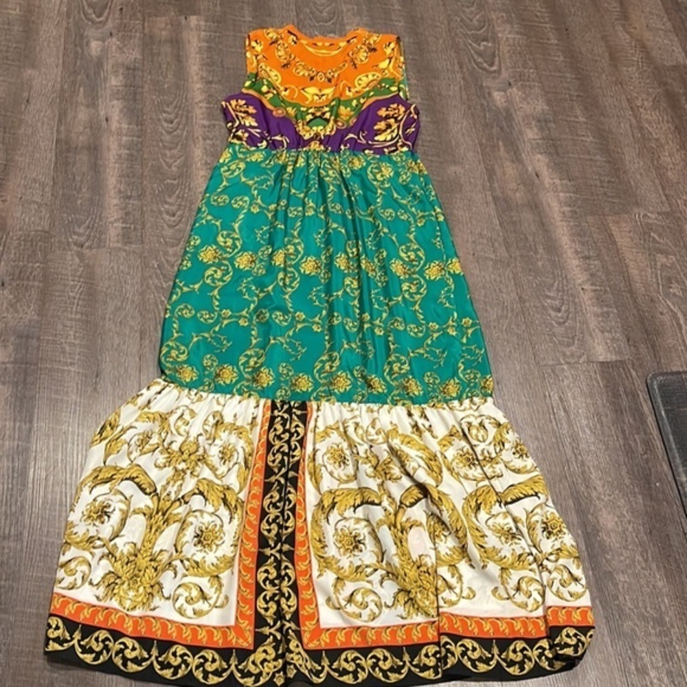 Beige by ECI block color patterned maxi dress with pockets - Picture 6 of 7